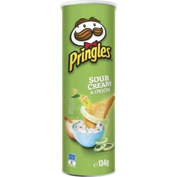 pringles chips sour cream onion flavour 134g