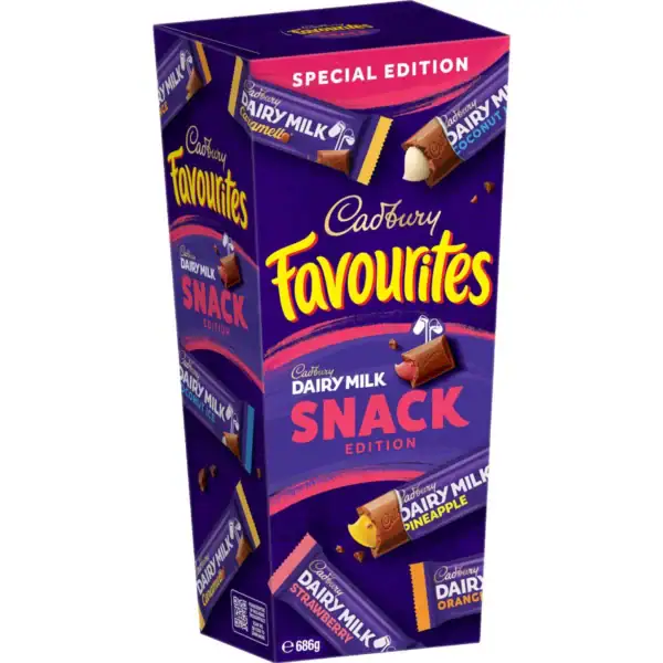 Cadbury Favourites Snack Chocolate Gift Box 686g